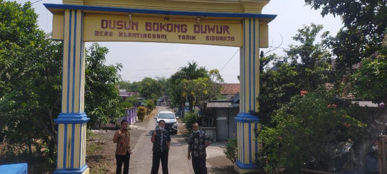 Nadzir Mbokong Duwur Urus Wakaf Musholla At-Taqwa