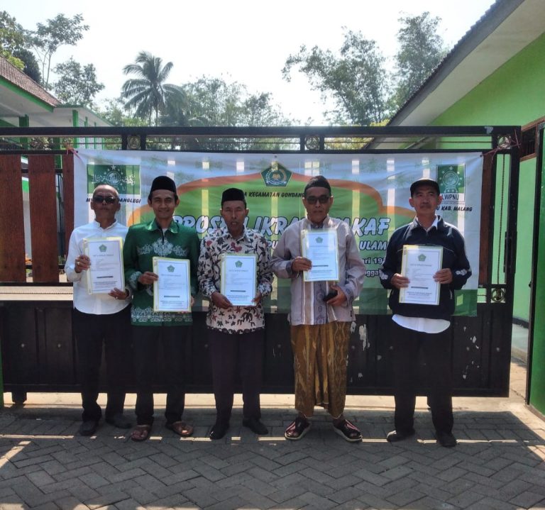 Ikrar Wakaf BHPNU di KUA Kec. Gondanglegi