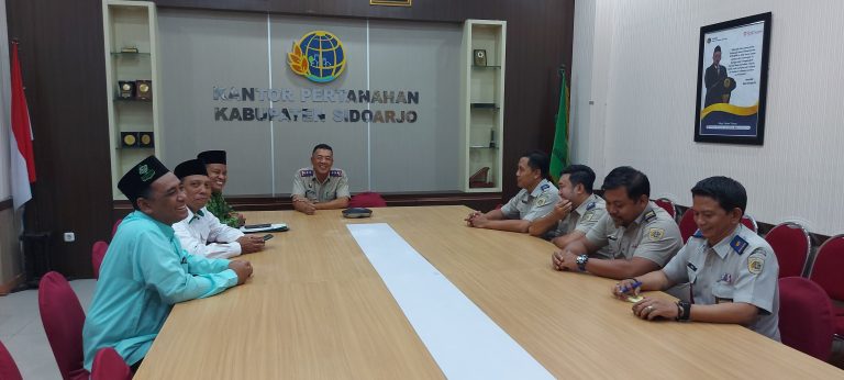 LWP PCNU Sidoarjo dan Kantor Pertanahan Bahas Solusi Percepatan Sertifikasi Tanah Wakaf